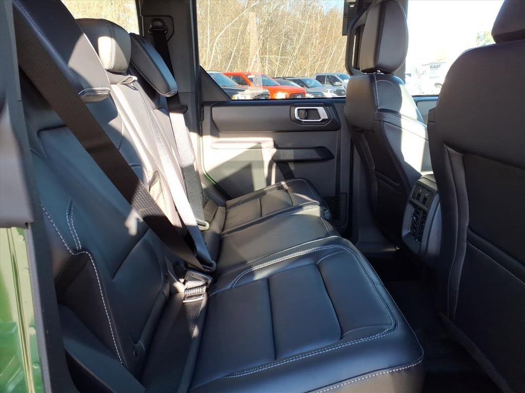 New 2025 Ford Bronco Outer Banks w/ Sasquatch Package image 11