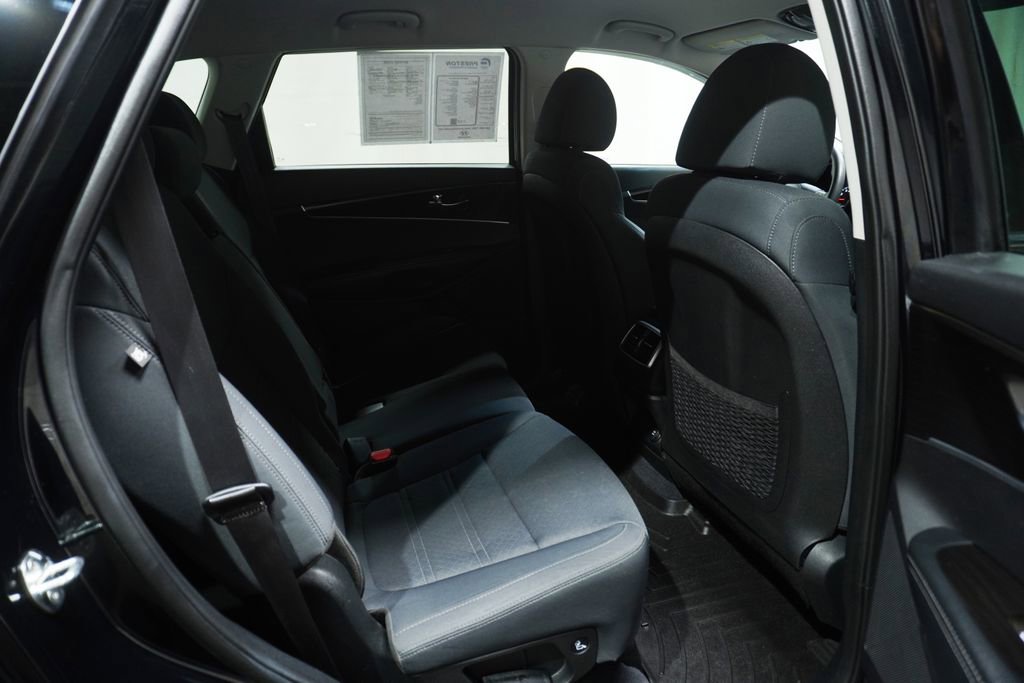 Used 2020 Kia Sorento LX AWD/4WD image 15