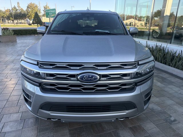 Used 2023 Ford Expedition Max Platinum AWD/4WD image 7