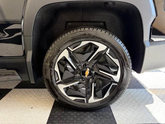 New 2026 Chevrolet Silverado EV LT w/ Premium Package AWD/4WD image 13