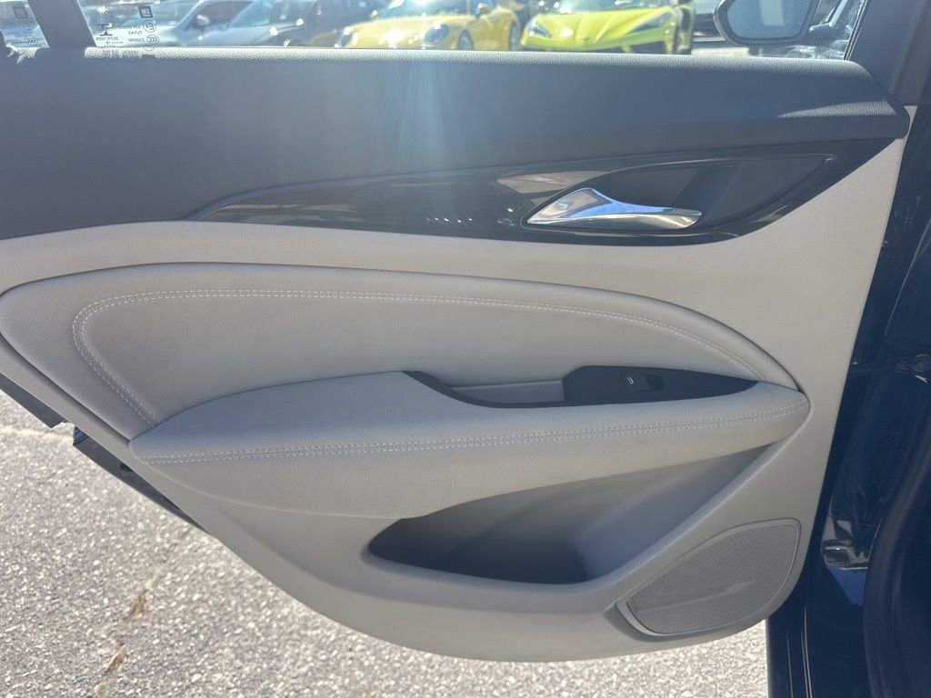 Used 2018 Buick Regal Essence image 26
