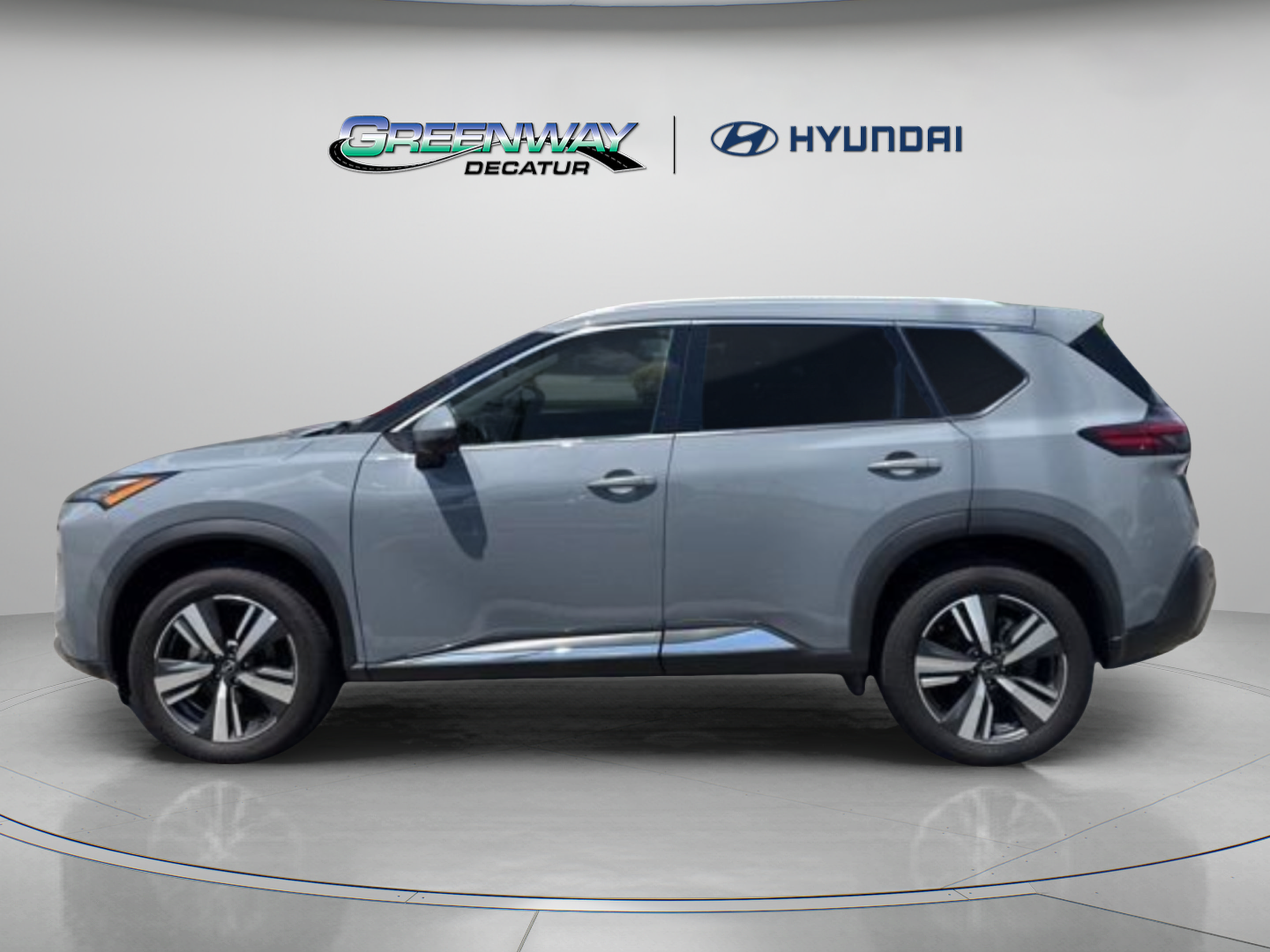 Used 2023 Nissan Rogue SL AWD/4WD image 5