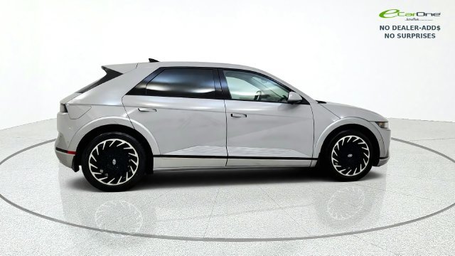 Used 2023 Hyundai Ioniq 5 Limited AWD/4WD image 9