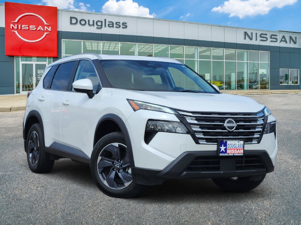 Used 2025 Nissan Rogue SV w/ SV Premium Package