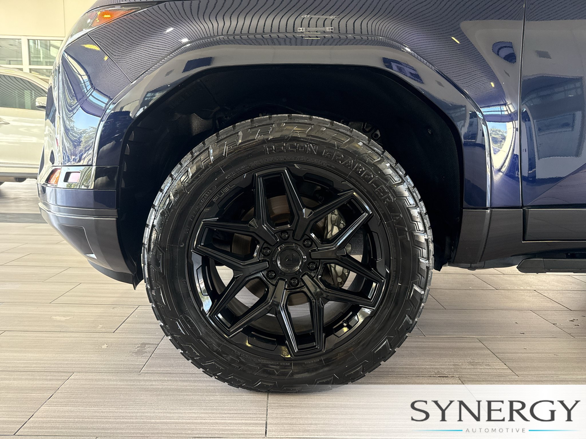 Used 2024 Lexus GX 550 w/ Accessory Package (Z1) AWD/4WD image 8