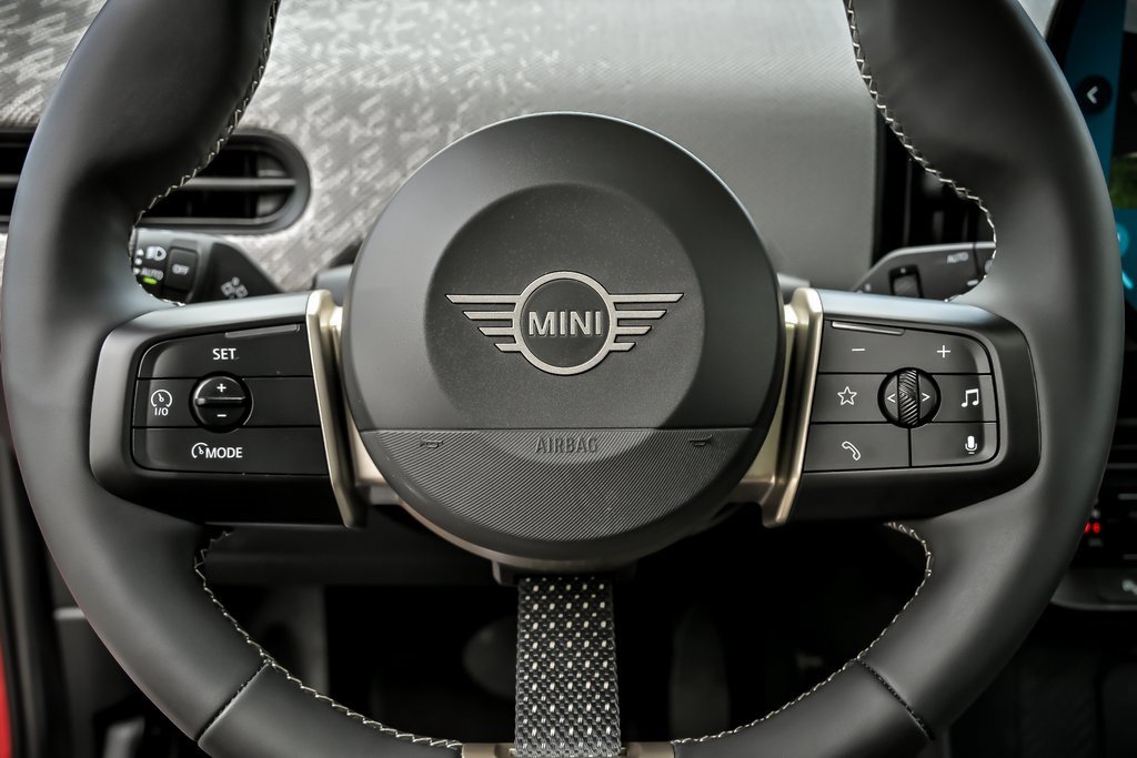 Used 2025 MINI Cooper S image 18