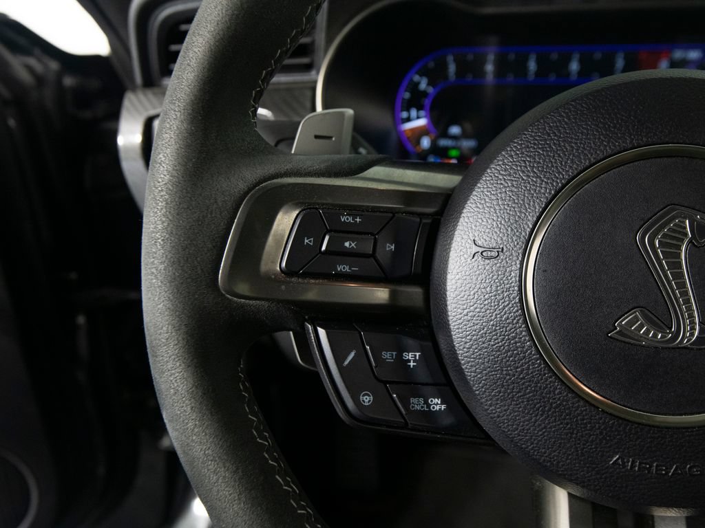 Used 2020 Ford Mustang Shelby GT500 w/ Technology Package RWD image 18