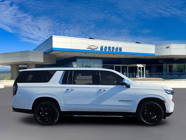 Used 2023 Chevrolet Suburban Premier w/ Max Trailering Package image 5