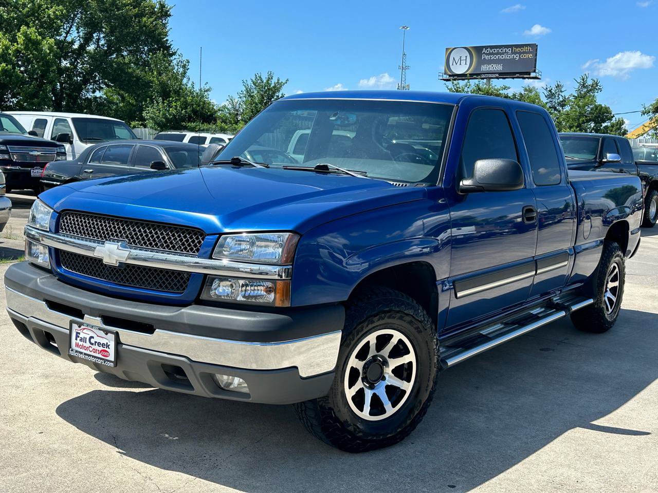 Used 2003 Chevrolet Silverado 1500 LS w/ Off-Road Package AWD/4WD image 9
