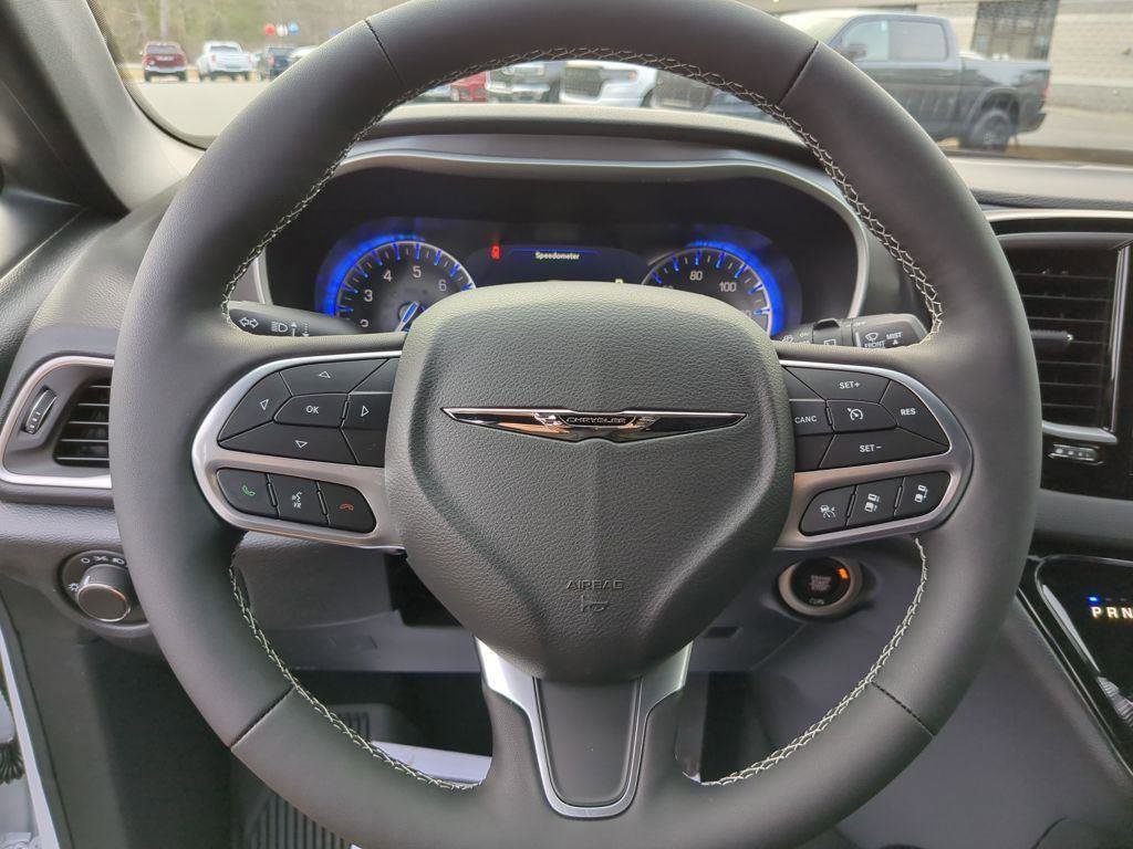 New 2026 Chrysler Voyager LX FWD image 14