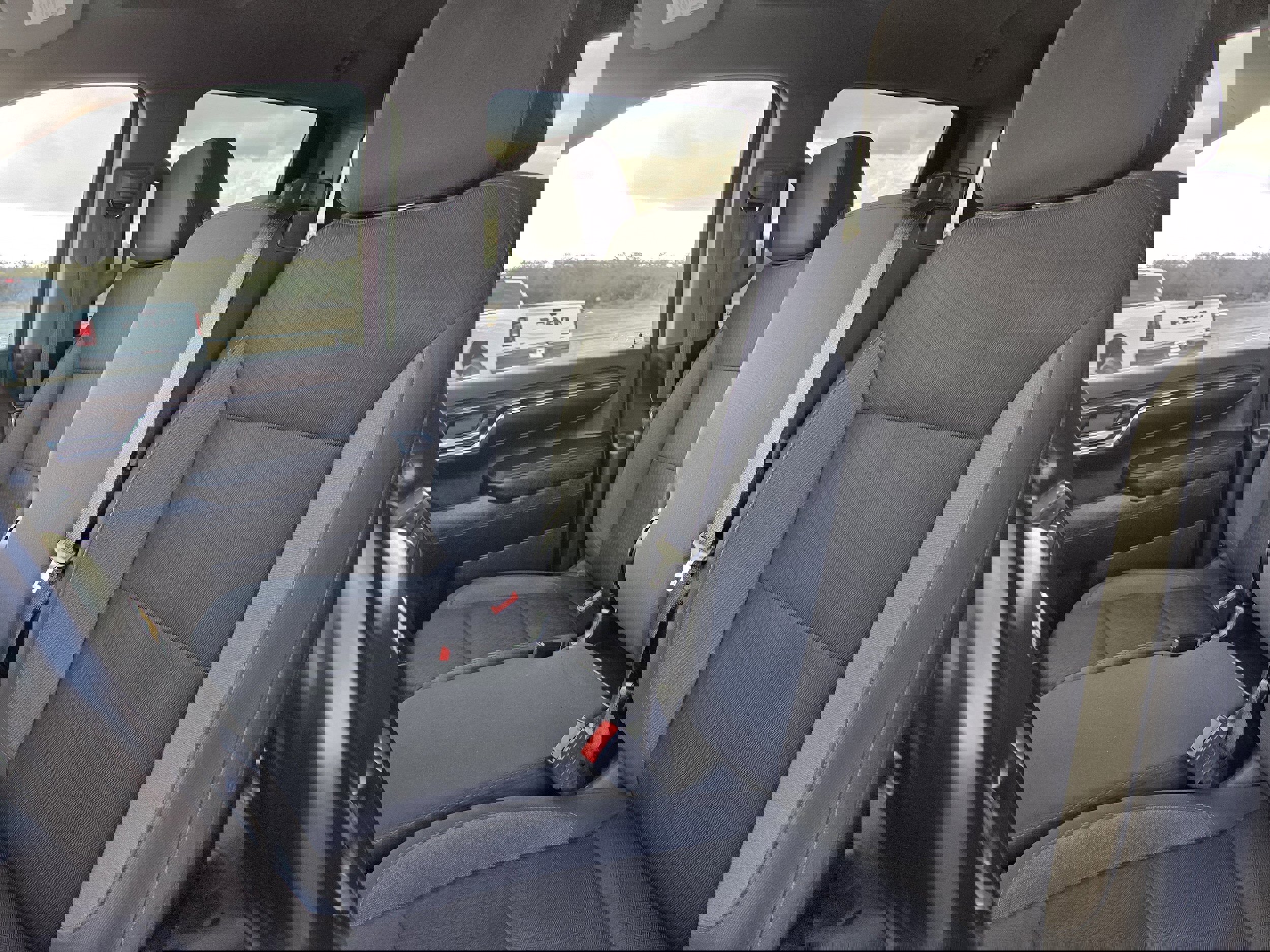 Used 2024 Chevrolet Silverado 2500 LT image 30