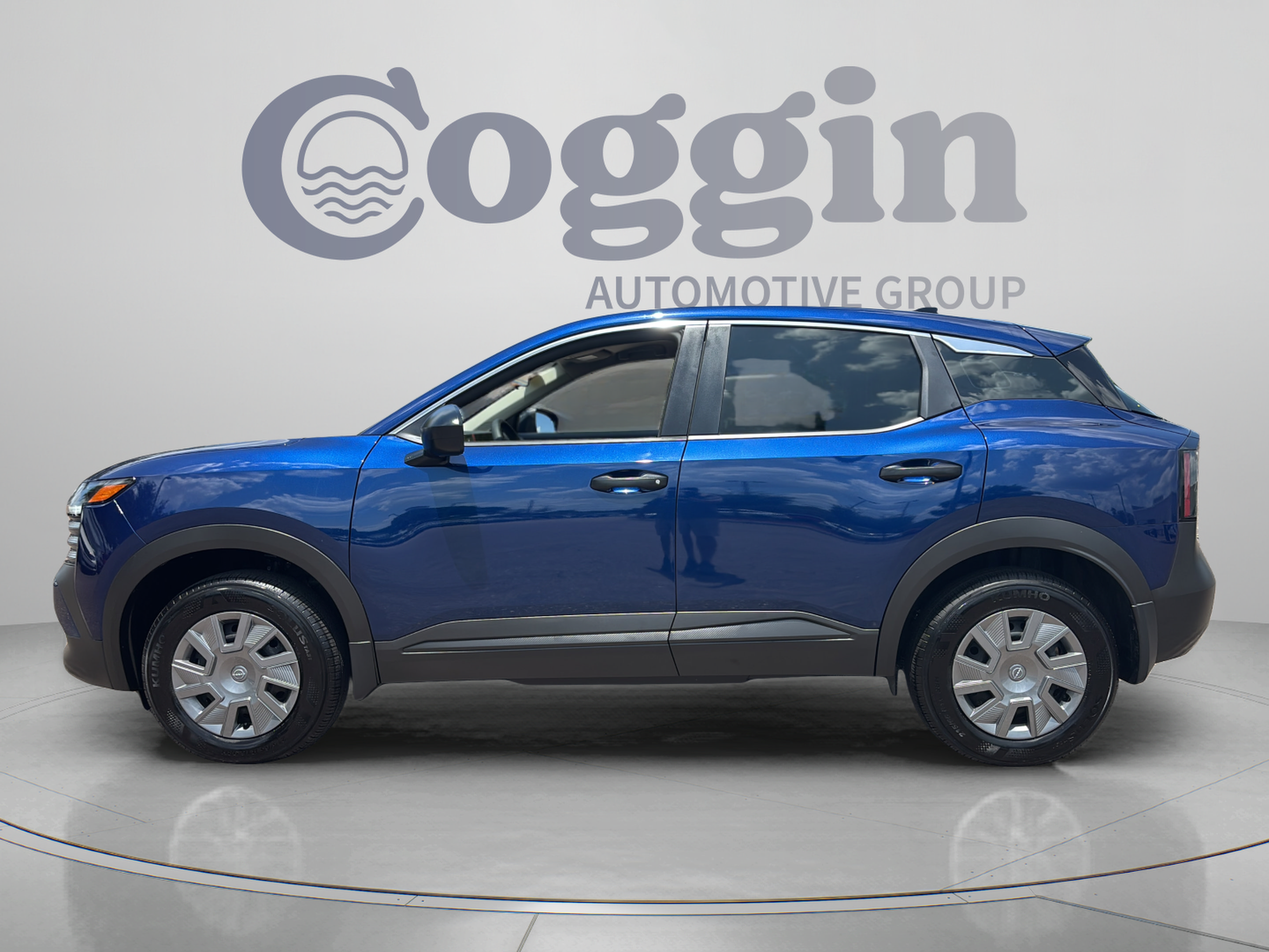 Used 2026 Nissan Kicks S FWD image 2