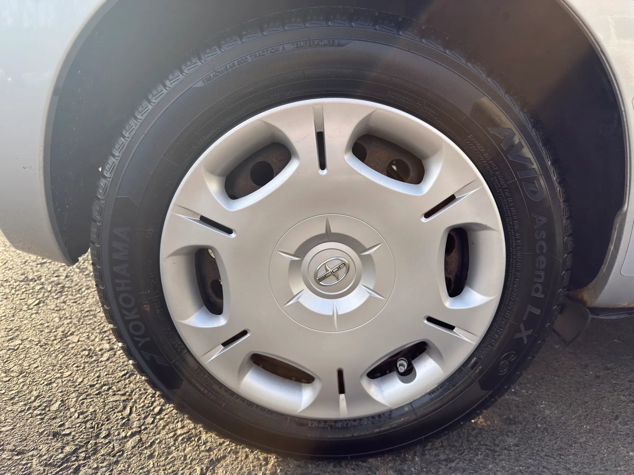 Used 2012 Scion xD image 7