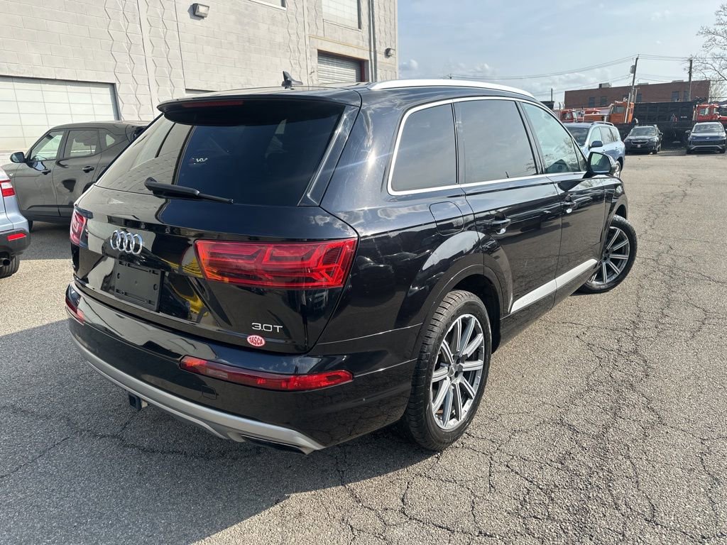 Used 2018 Audi Q7 3.0T Premium Plus w/ Premium Plus Package image 6