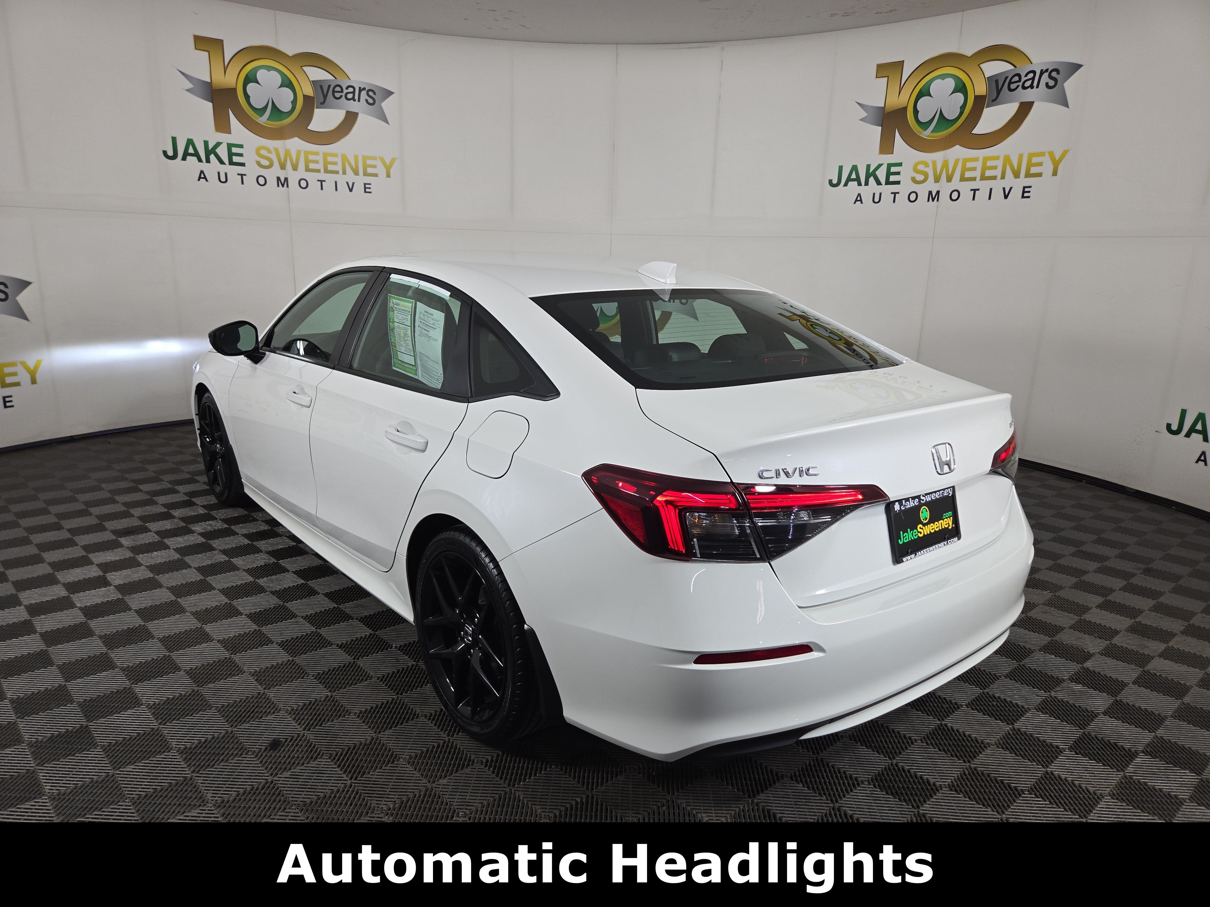 Used 2025 Honda Civic Sport image 6