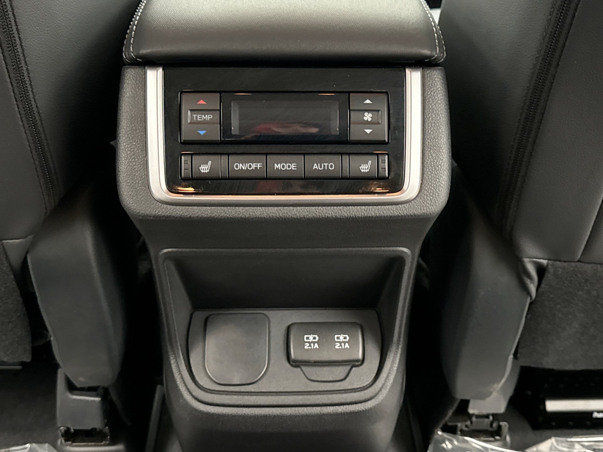 Used 2022 Subaru Ascent Limited w/ Technology Package AWD/4WD image 22