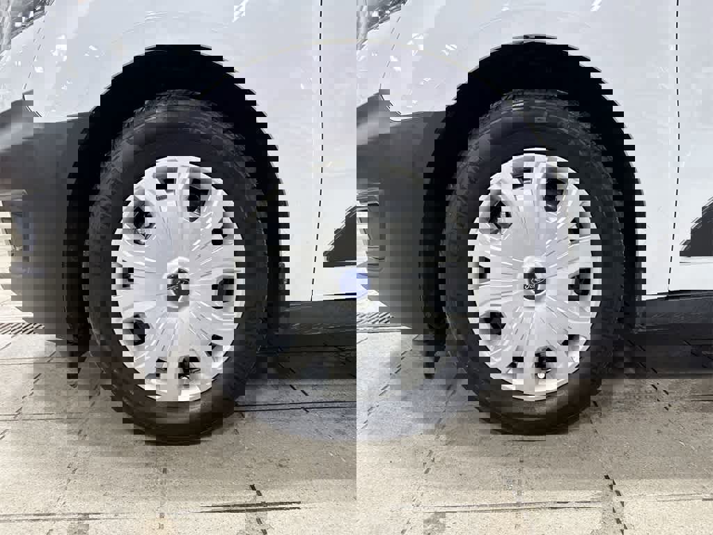 Used 2023 Ford Transit Connect XL image 10