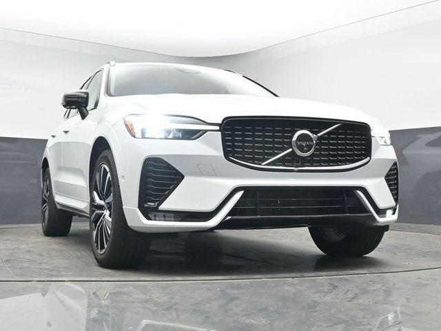 Used 2023 Volvo XC60 B5 Ultimate image 15
