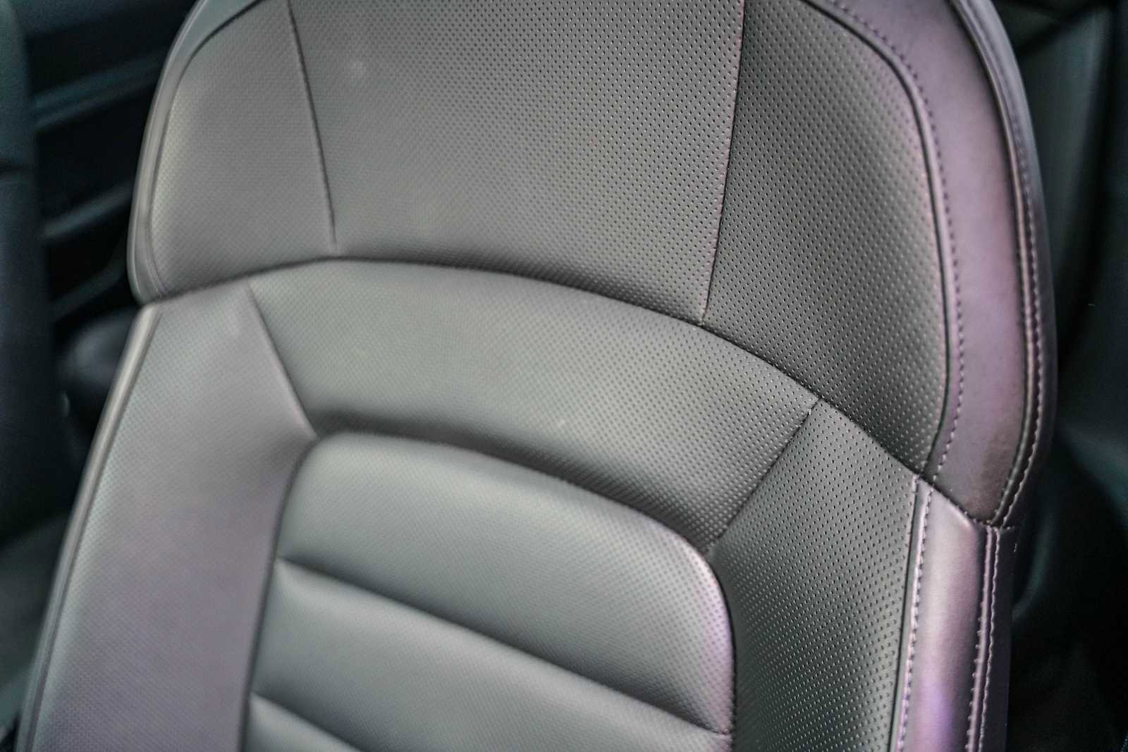 Used 2021 Porsche Taycan Turbo w/ Premium Package image 23