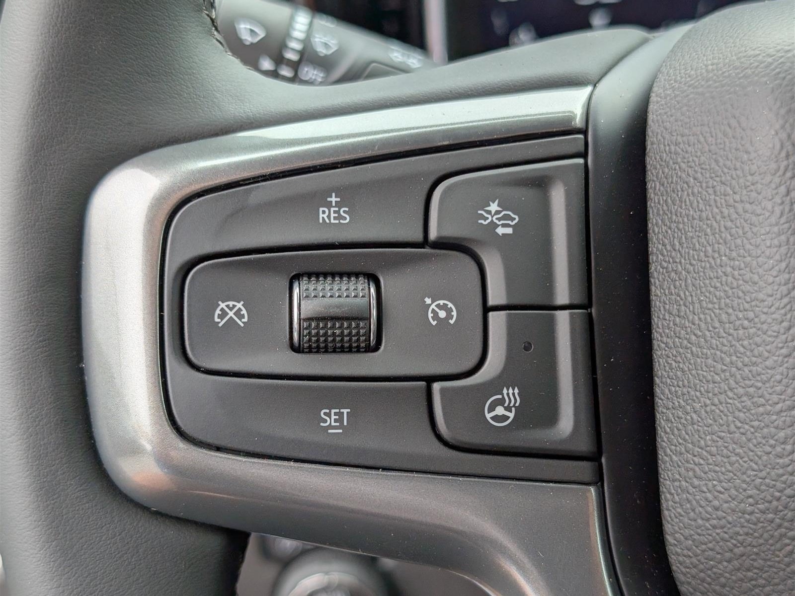 New 2025 Chevrolet Silverado 1500 LT AWD/4WD image 18