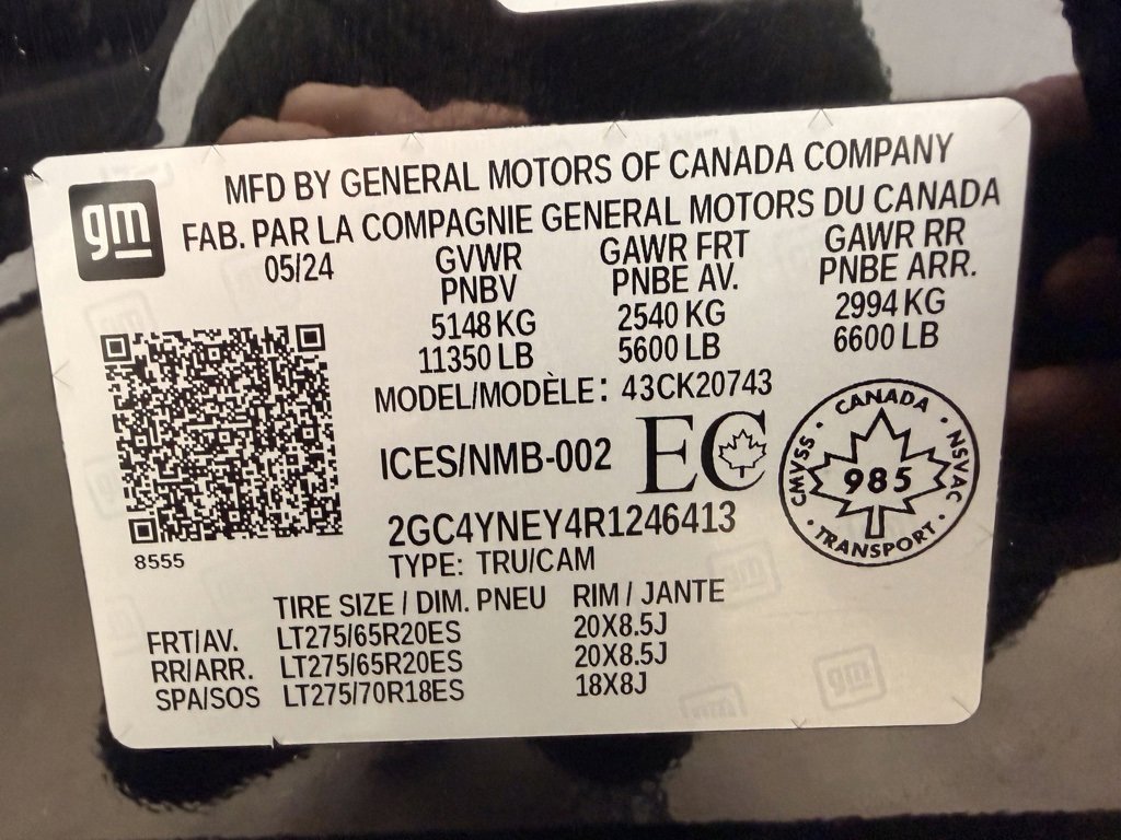 Used 2024 Chevrolet Silverado 2500 LT w/ Midnight Edition image 60