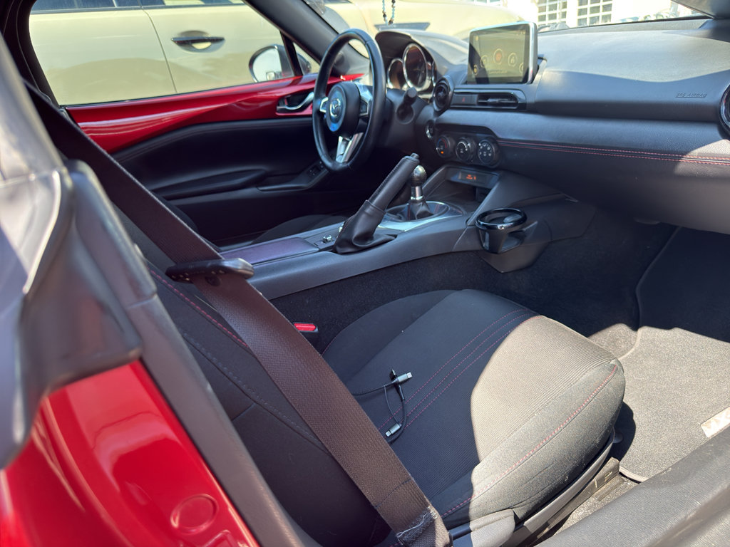 Used 2016 MAZDA MX-5 Miata Club w/ Brembo/BBS Package RWD image 10