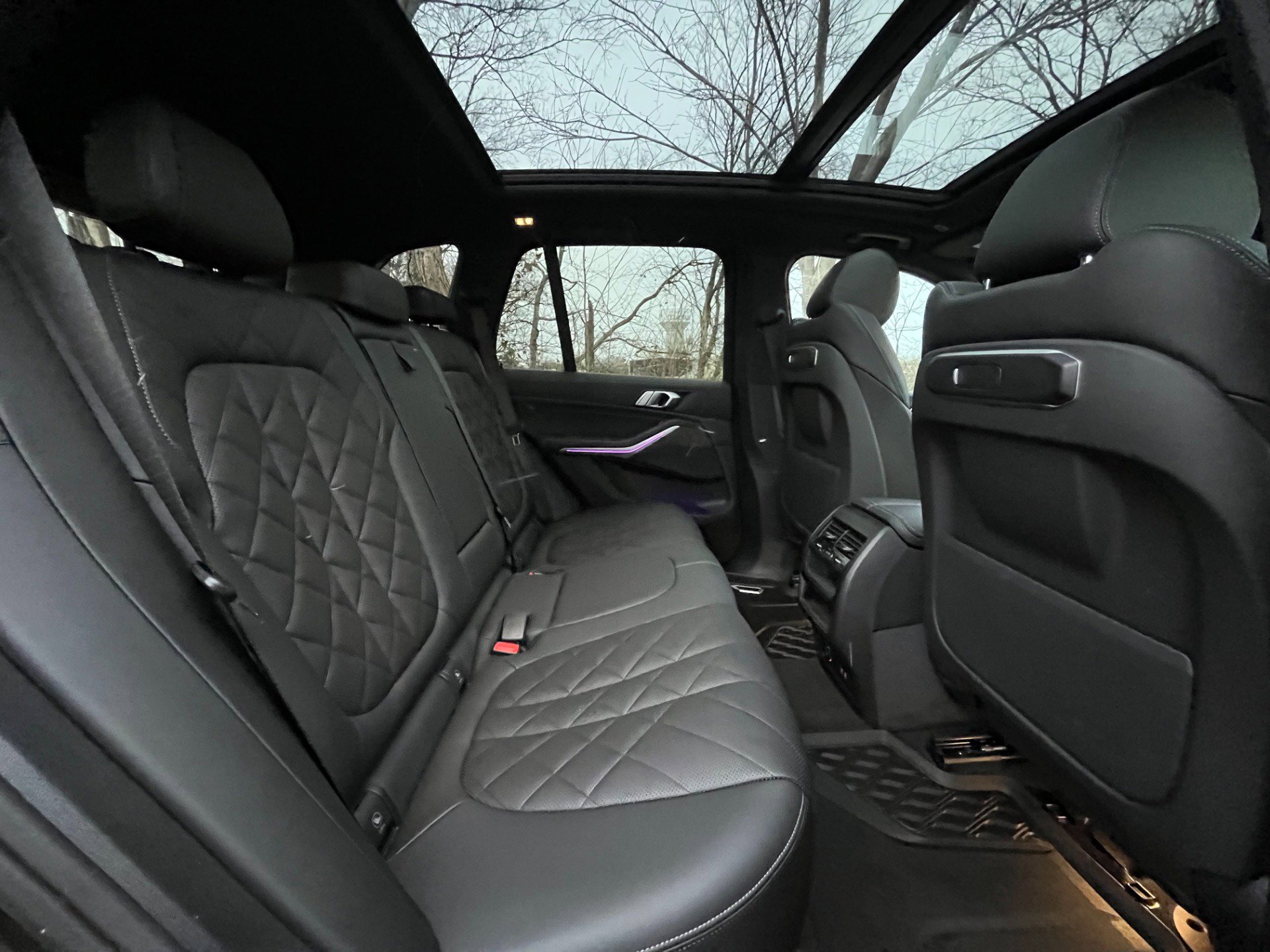 Used 2024 BMW X5 xDrive50e w/ M Sport Package AWD/4WD image 42