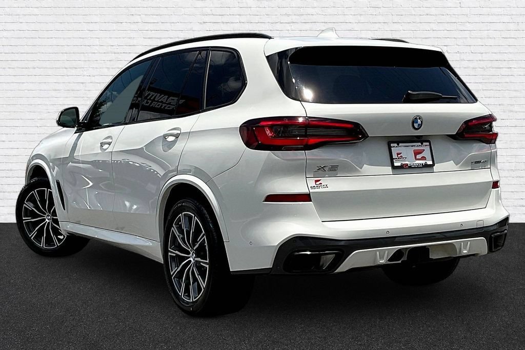 Used 2023 BMW X5 sDrive40i w/ M Sport Package RWD image 4