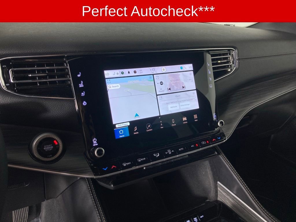 Used 2023 Jeep Wagoneer L Series III w/ Preferred Equipment Group image 3