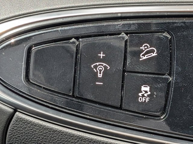 Certified 2024 Genesis Electrified GV70 Advanced image 32