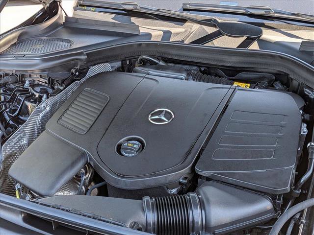 Used 2024 Mercedes-Benz GLC 300 4MATIC image 24