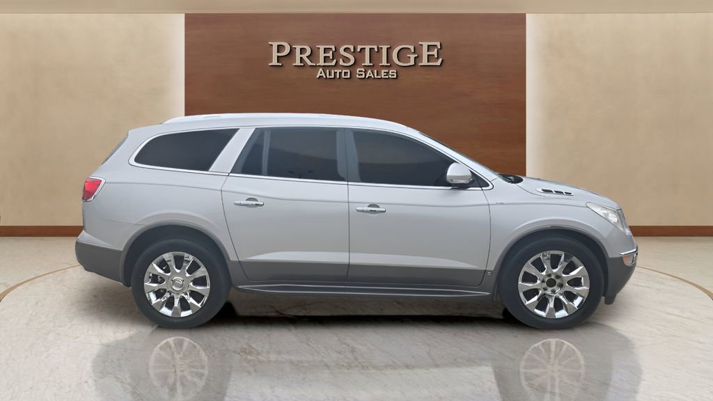 Used 2011 Buick Enclave CXL image 8