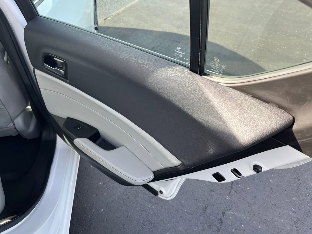 Used 2019 Acura ILX Premium Package image 24