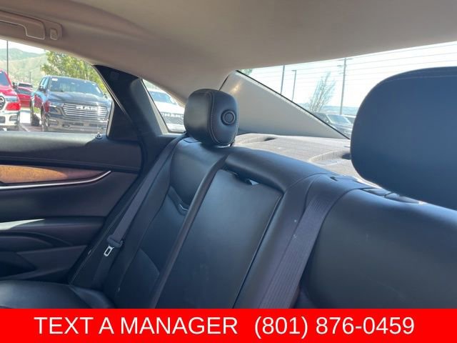 Used 2019 Cadillac XTS Luxury FWD image 16