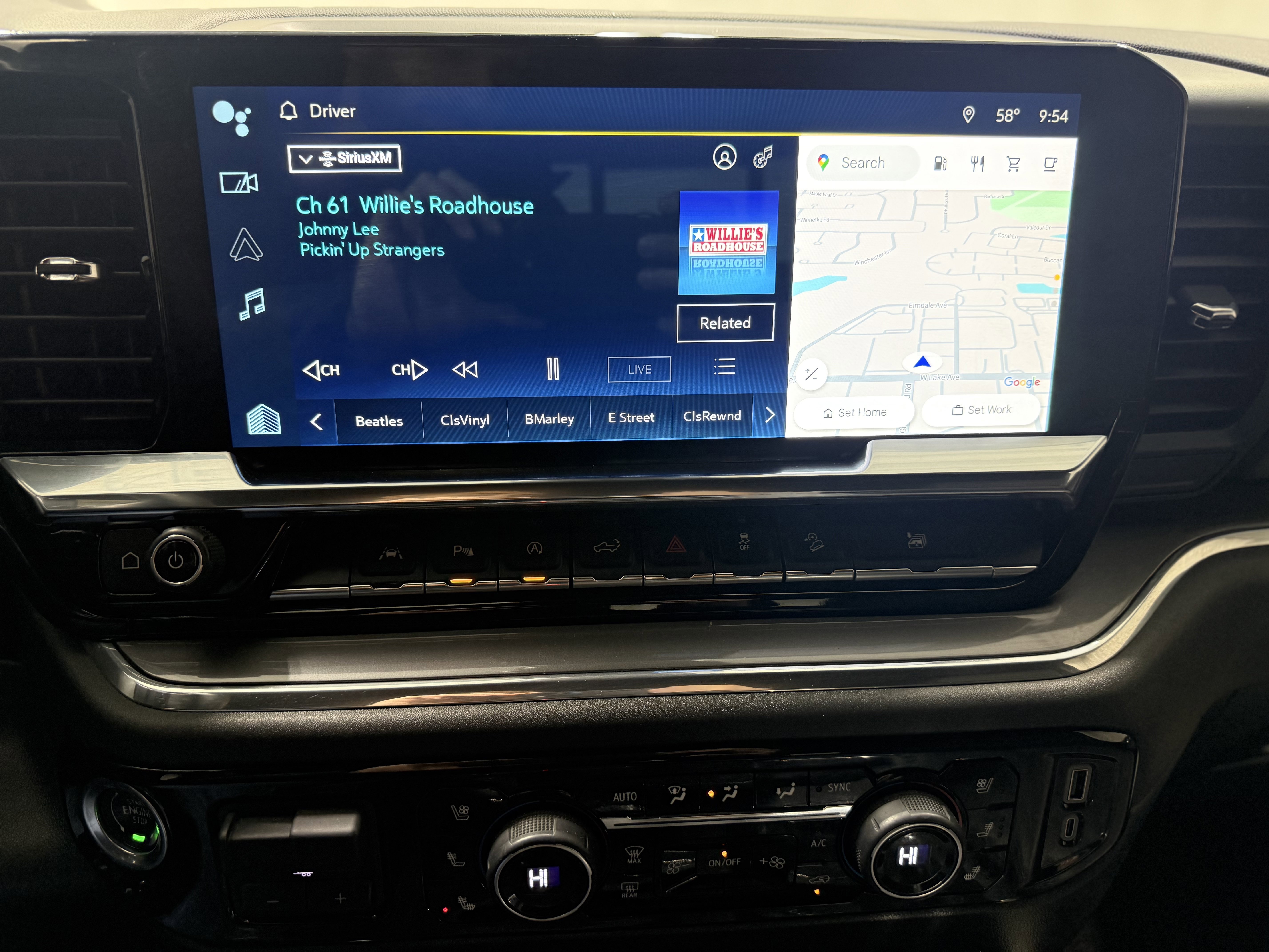 Certified 2024 Chevrolet Silverado 1500 High Country w/ Technology Package image 19