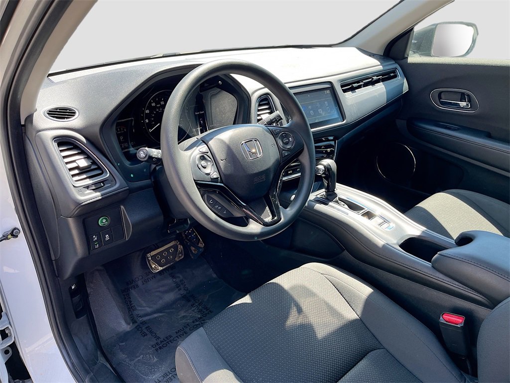 Used 2022 Honda HR-V EX image 9
