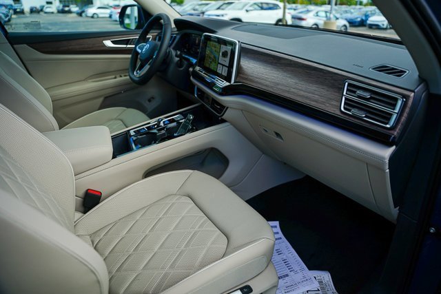 New 2026 Volkswagen Atlas SEL Premium R-Line image 35