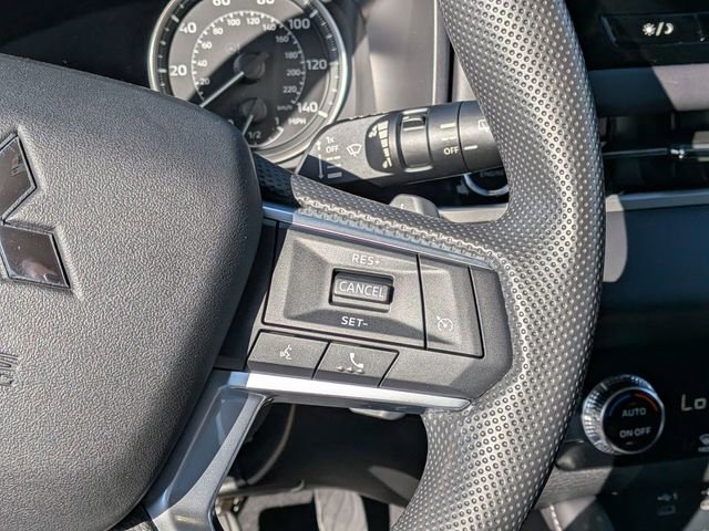 New 2026 Mitsubishi Outlander ES FWD image 17