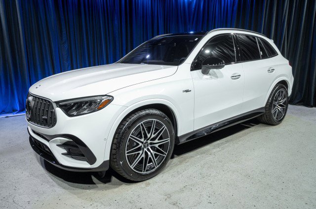 New 2026 Mercedes-Benz GLC 43 AMG 4MATIC image 1
