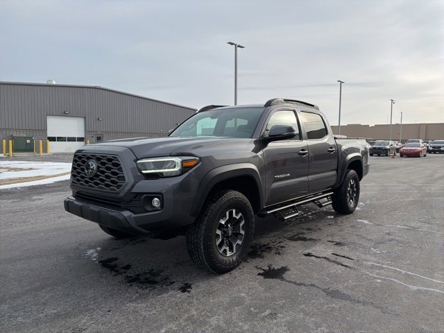 Certified 2023 Toyota Tacoma TRD Off-Road image 3