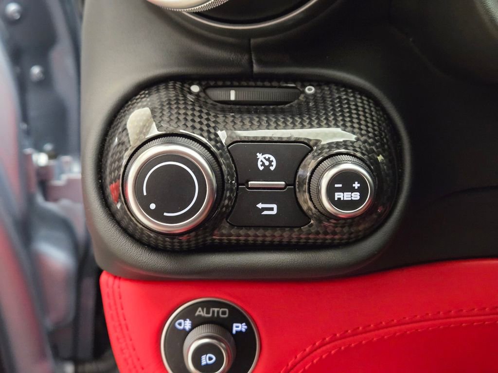 Used 2023 Ferrari Portofino M RWD image 43