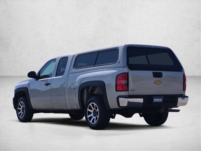 Used 2008 Chevrolet Silverado 1500 W/T w/ Towing Package RWD image 8