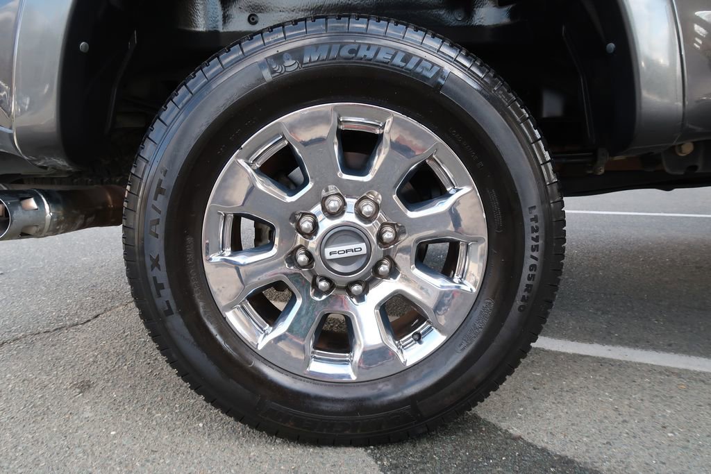 Used 2017 Ford F250 Lariat w/ Lariat Ultimate Package image 42