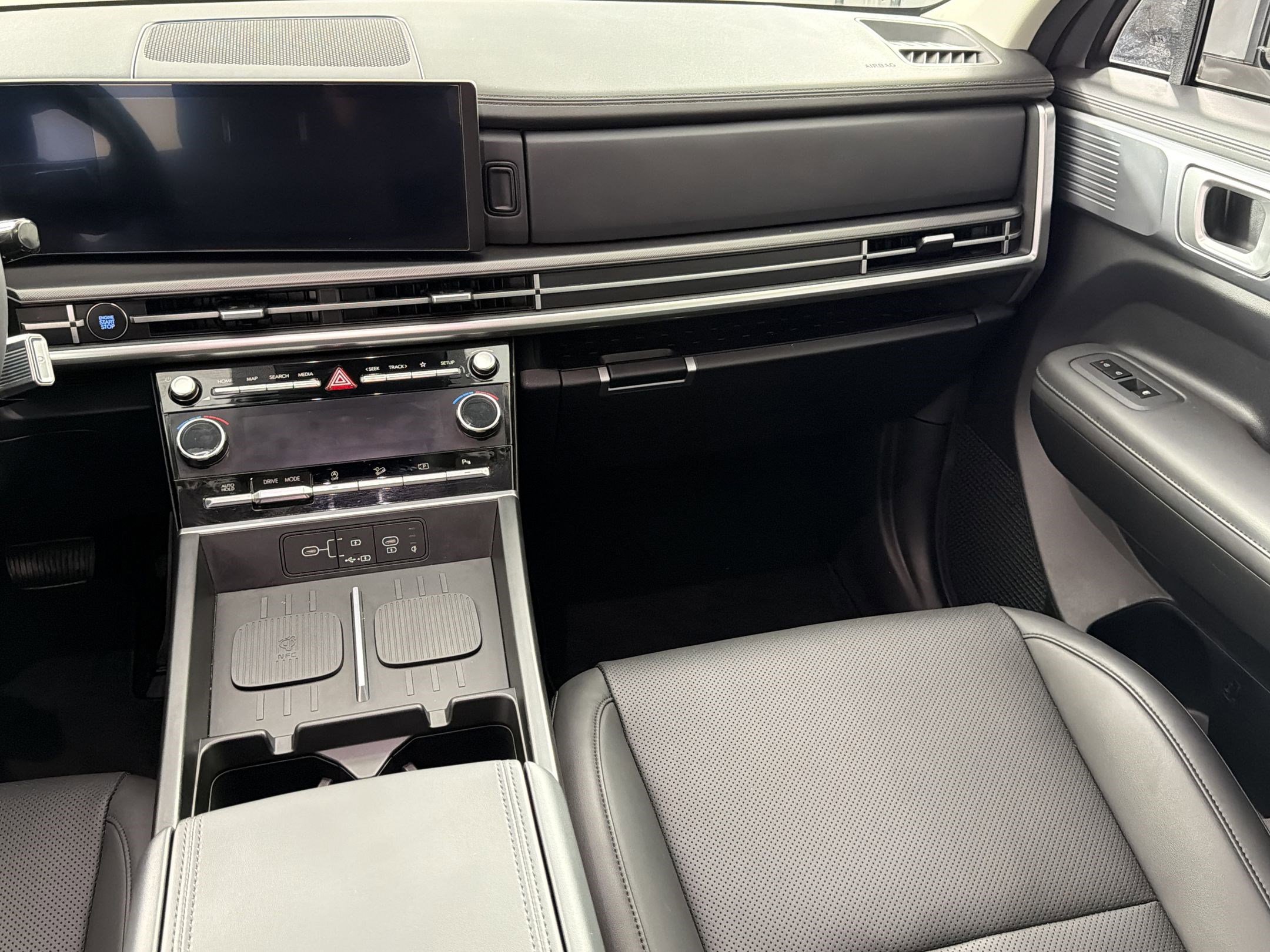 Used 2025 Hyundai Santa Fe SEL image 27