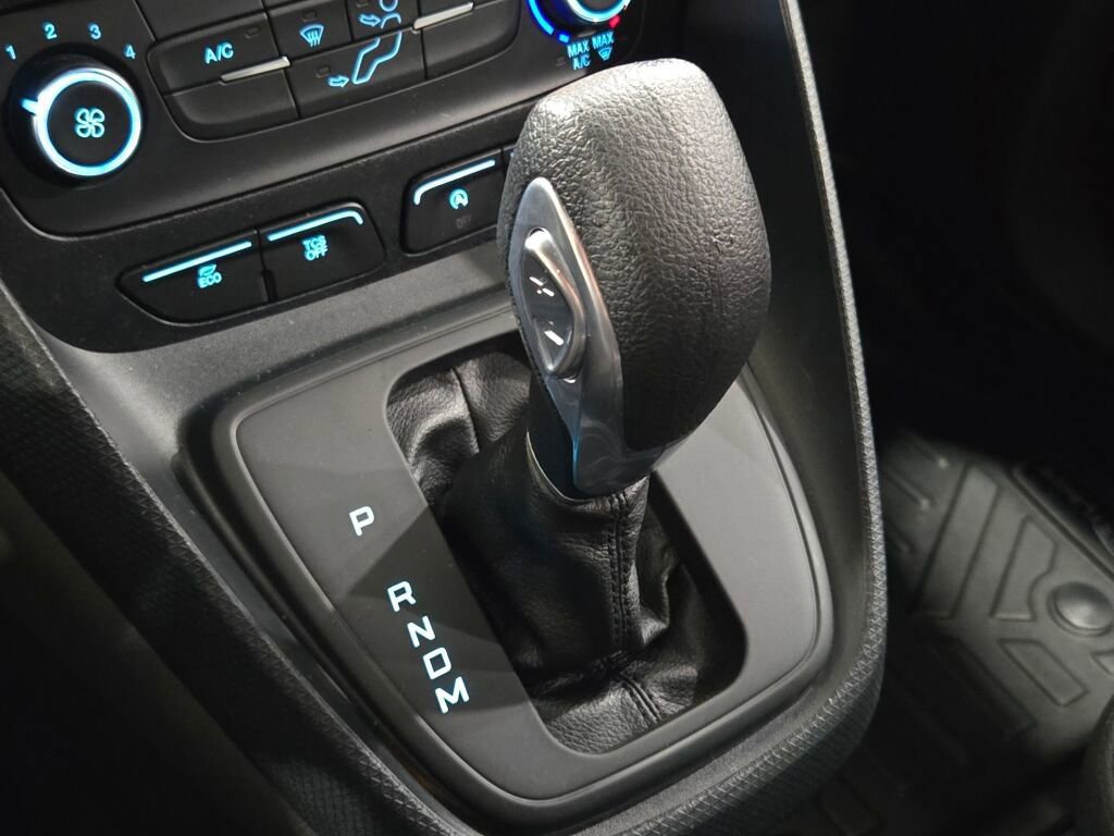 Certified 2022 Ford Transit Connect XL image 30