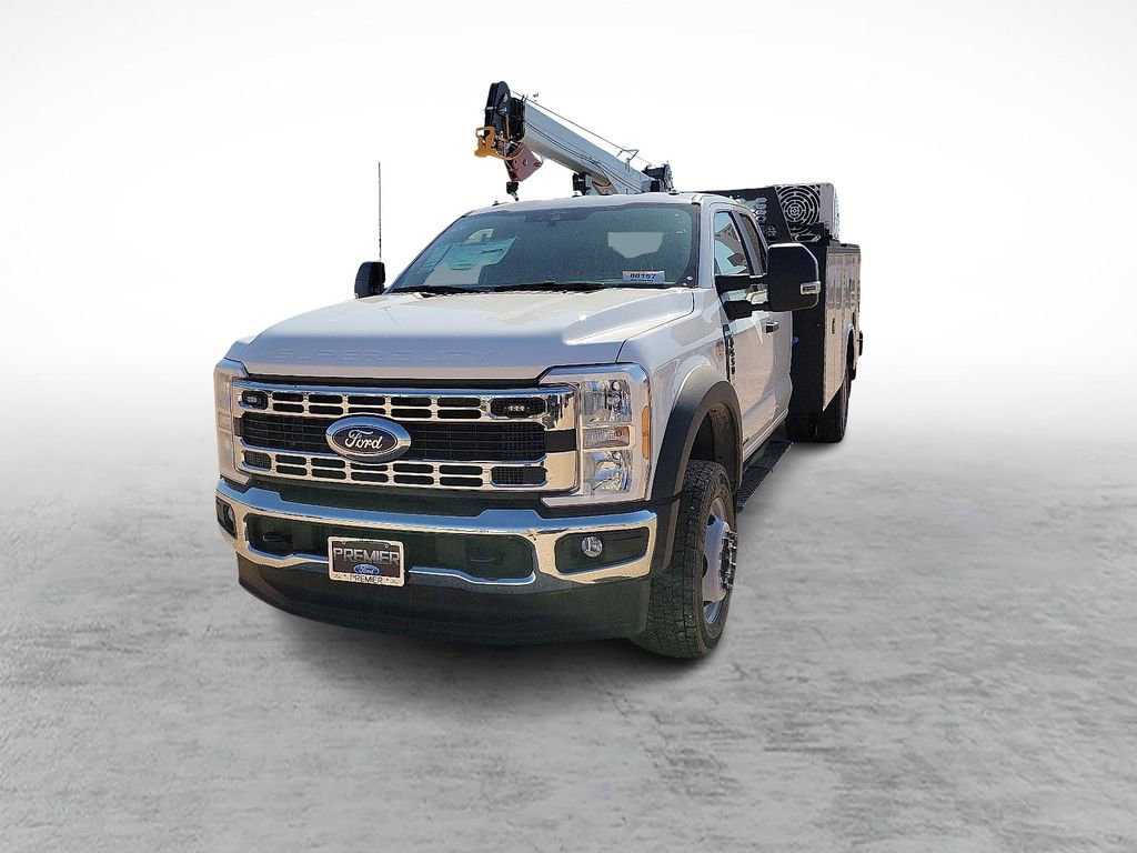 New 2024 Ford F550 4x4 SuperCab Super Duty image 3