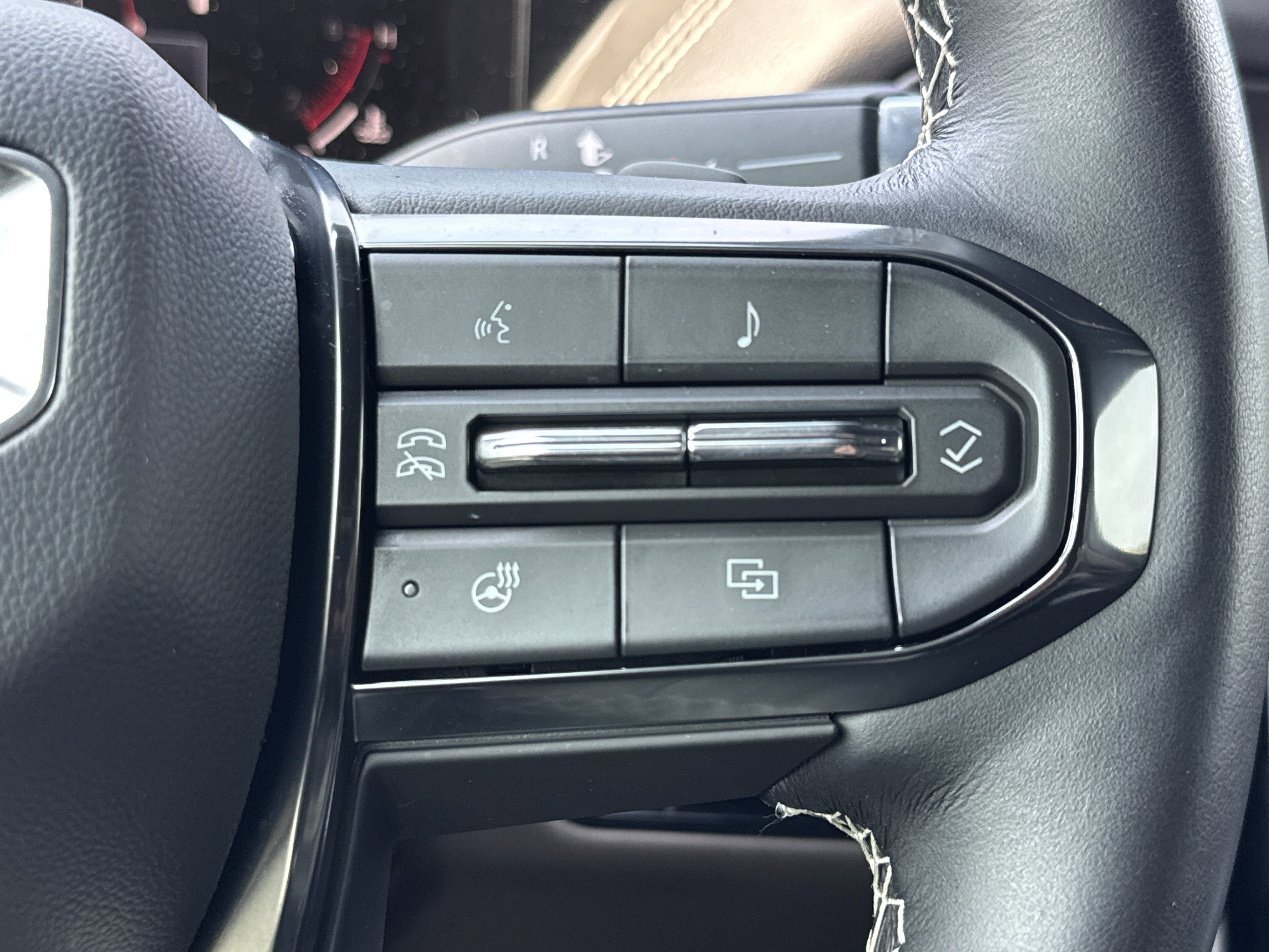 Used 2025 GMC Yukon XL Denali Ultimate image 19