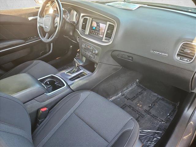 Used 2020 Dodge Charger SXT RWD image 26