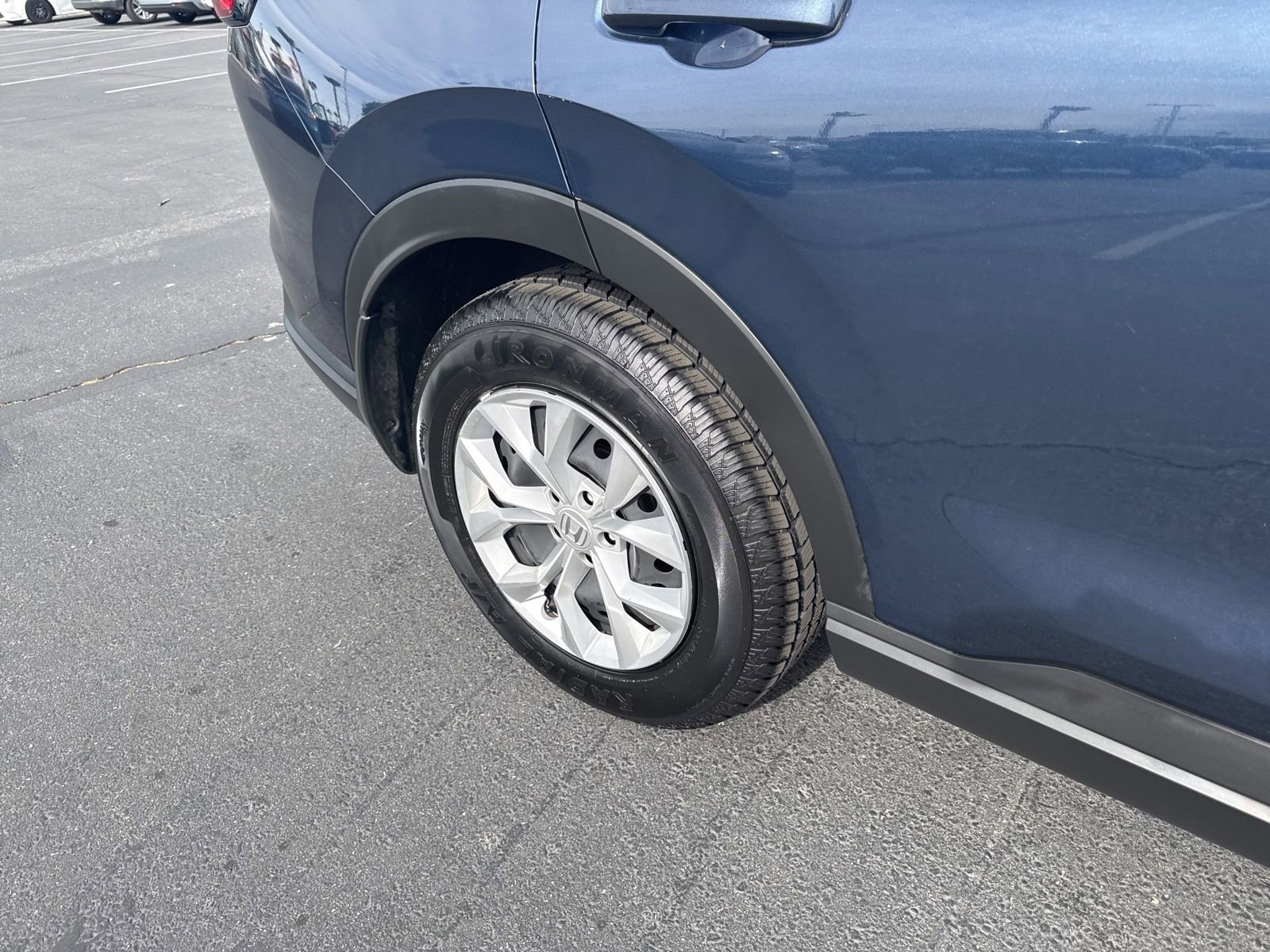 Used 2024 Honda CR-V LX image 22