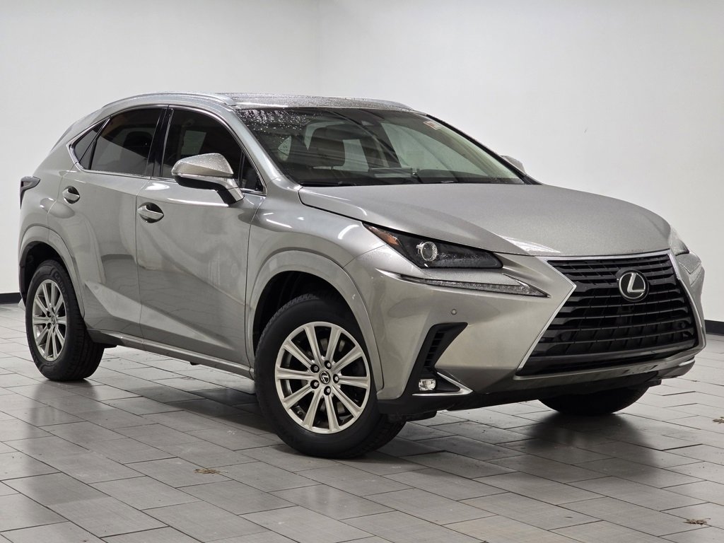Used 2018 Lexus NX 300 FWD image 2